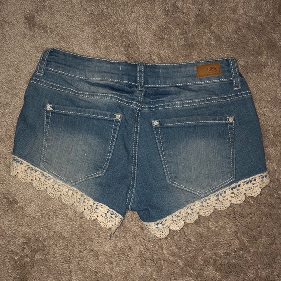 Shorts - Picture 2 of 3